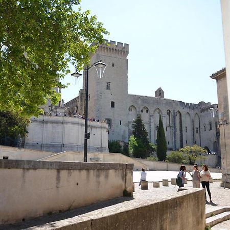 Face Au Palais Des Papes Apartment Avignon Bagian luar foto